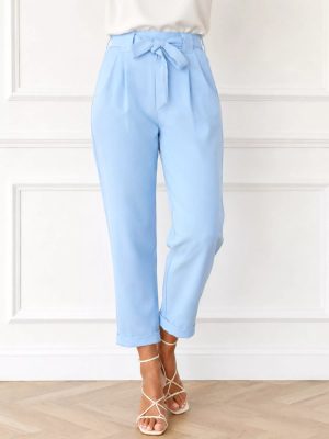 Pantalón Azul Cielo de Mujer con Cintura Elástica y Bajo Vuelto
